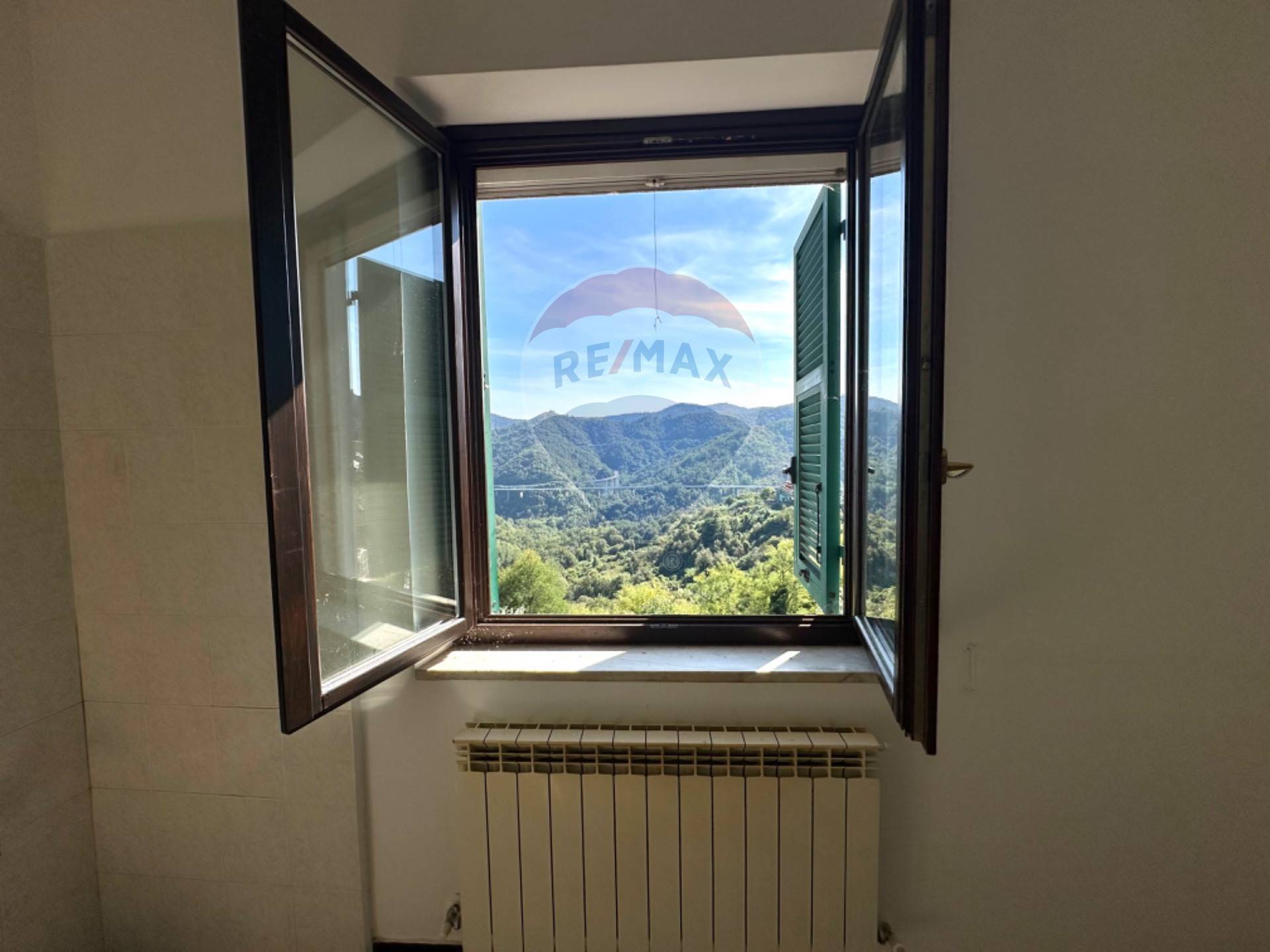 Casa Indipendente in vendita a Quiliano, Cadibona