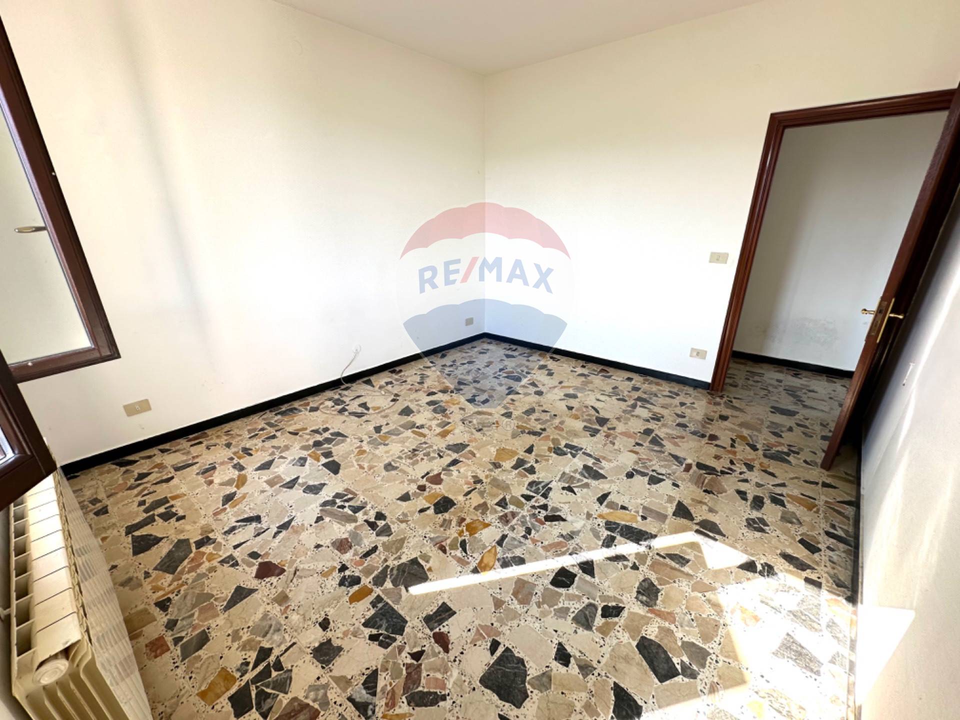 Casa Indipendente in vendita a Quiliano, Cadibona