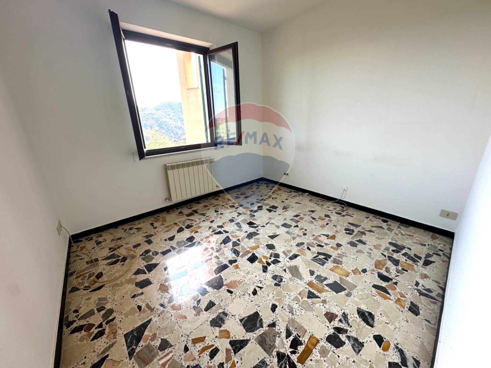 Casa Indipendente in vendita a Quiliano, Cadibona