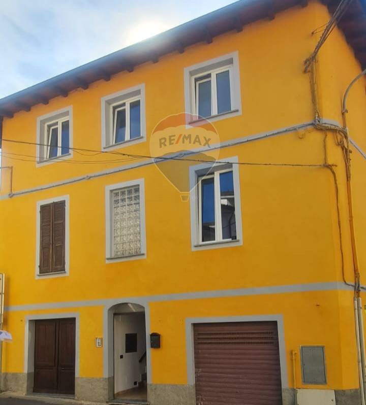 Casa Indipendente in vendita a Cengio