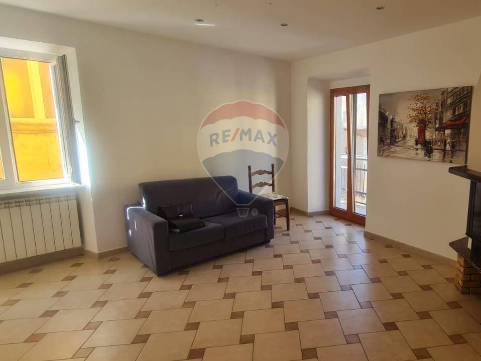 Casa Indipendente in vendita a Cengio