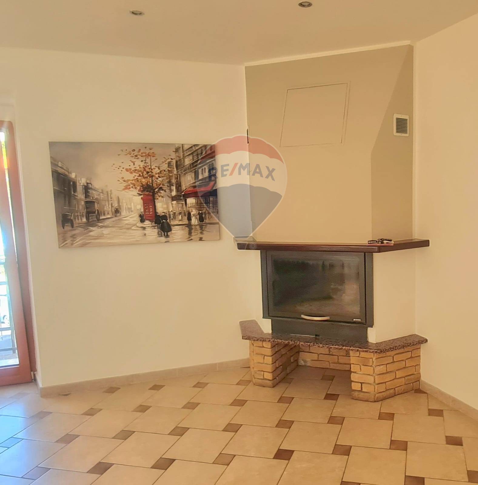 Casa Indipendente in vendita a Cengio