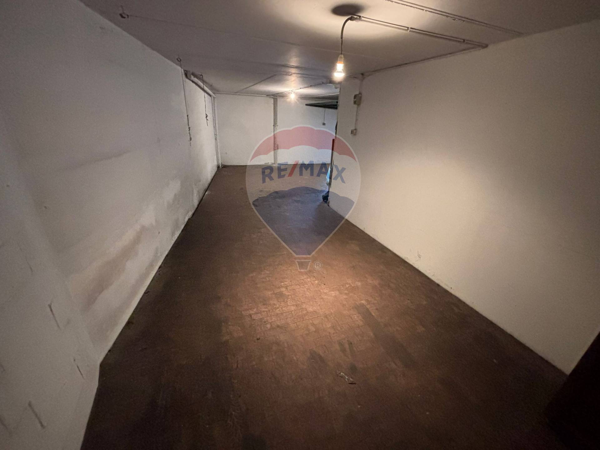 Garage/Box in vendita a Savona, LeginoZinola