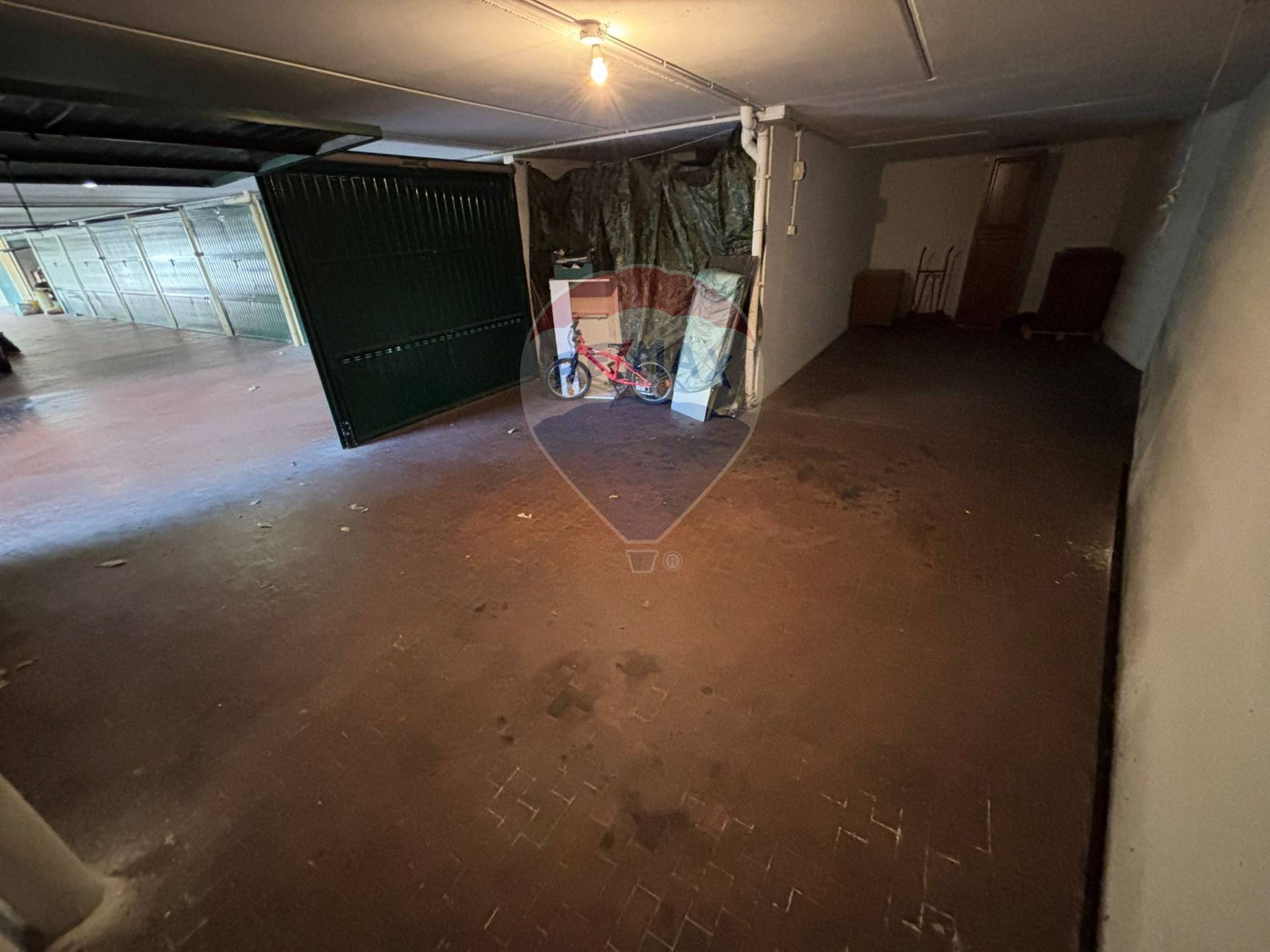 Garage/Box in vendita a Savona, LeginoZinola