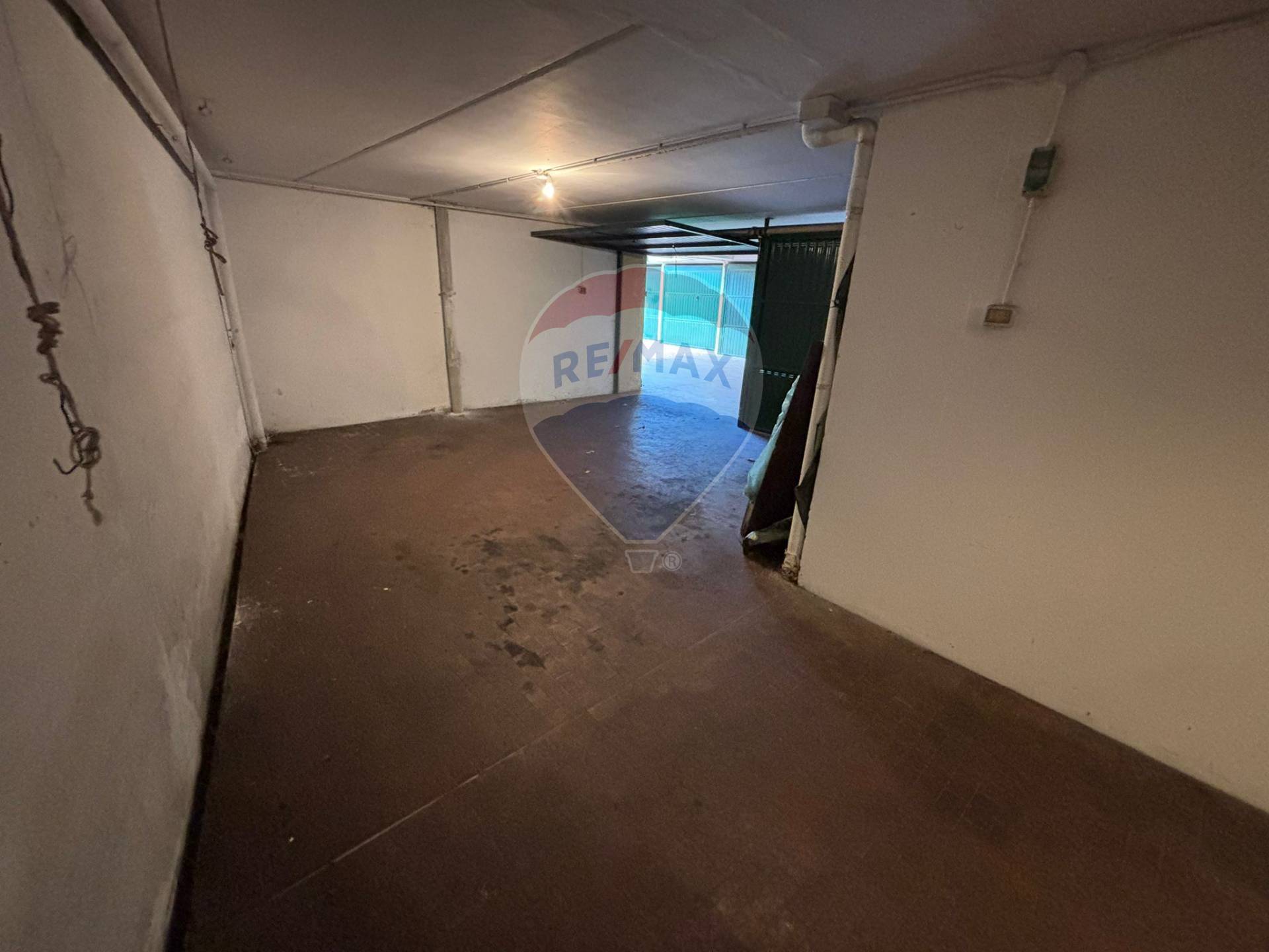 Garage/Box in vendita a Savona, LeginoZinola