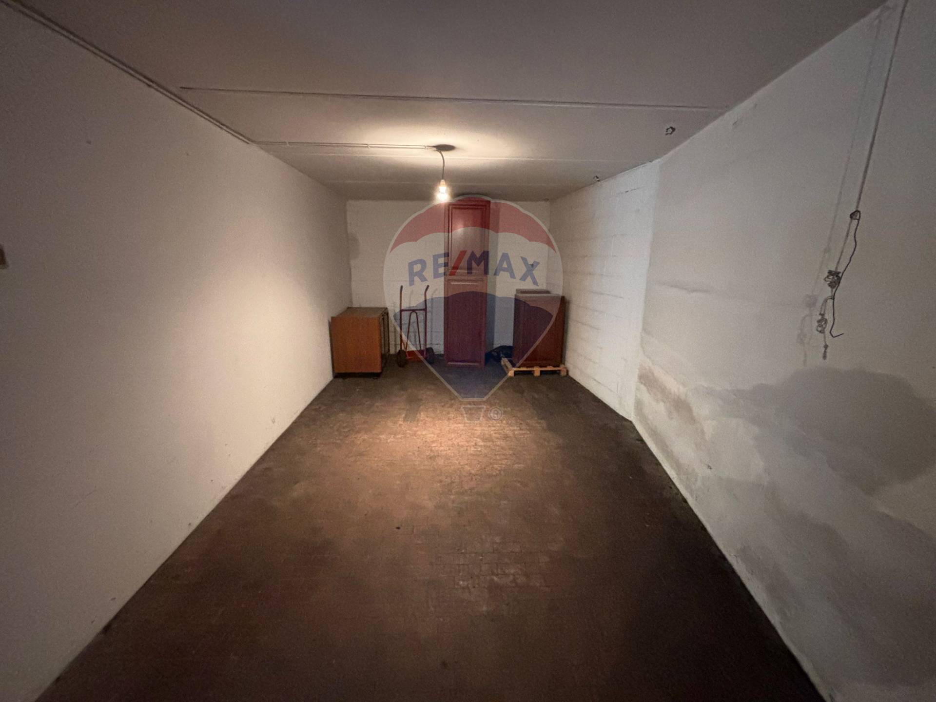 Garage/Box in vendita a Savona, LeginoZinola