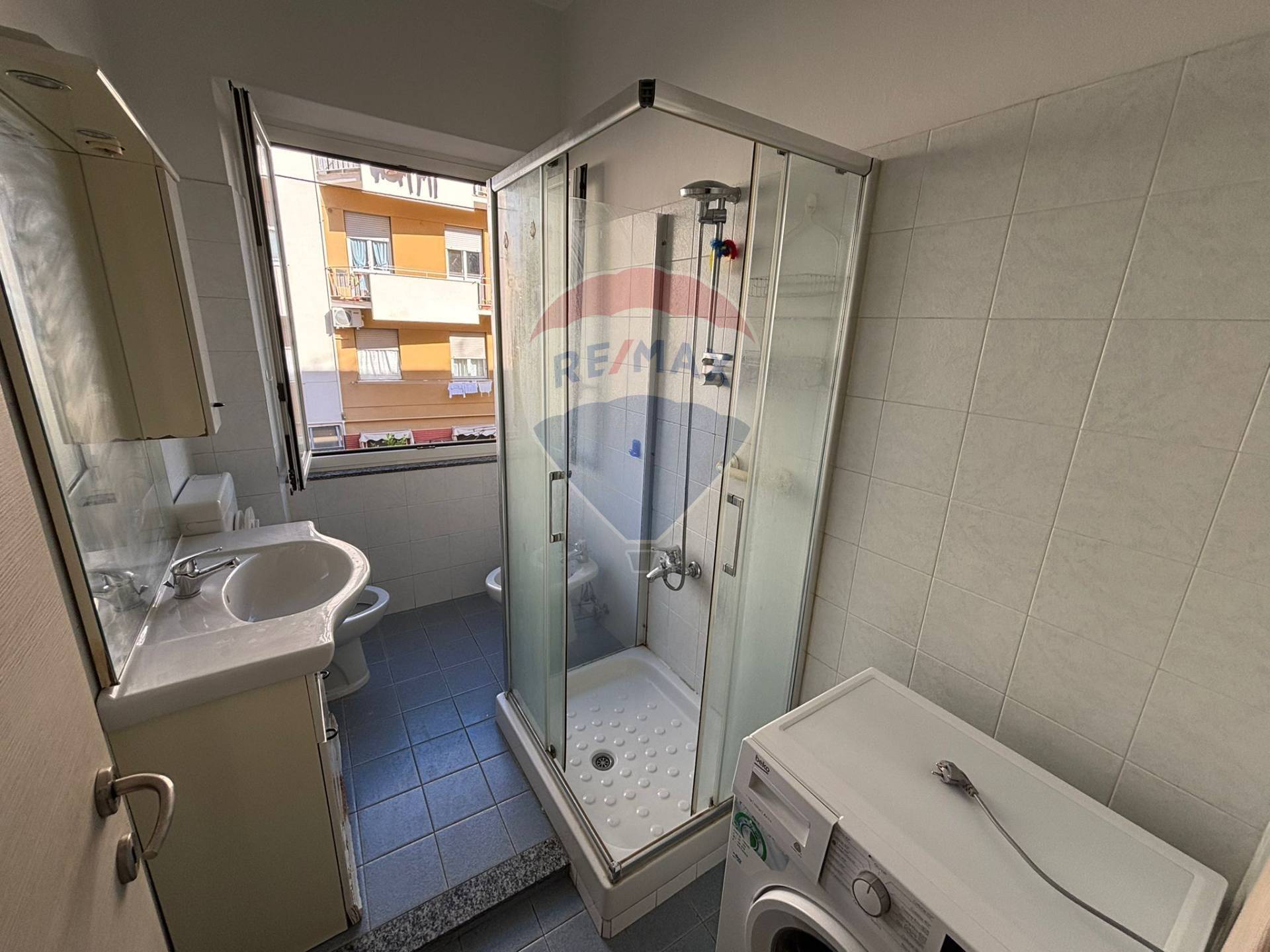 Appartamento in vendita a Savona, Valloria