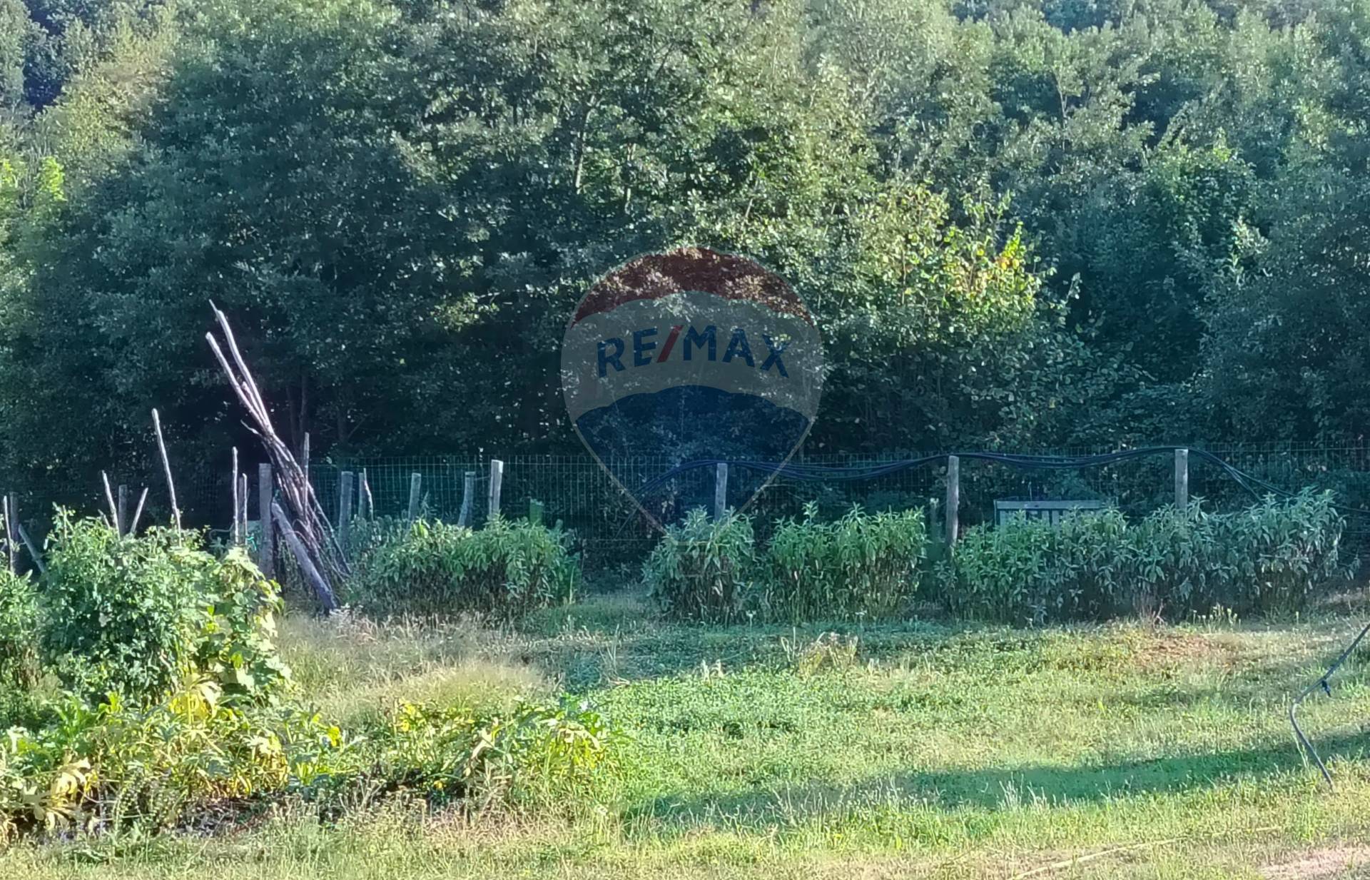 Terreno Edificabile in vendita a Mioglia