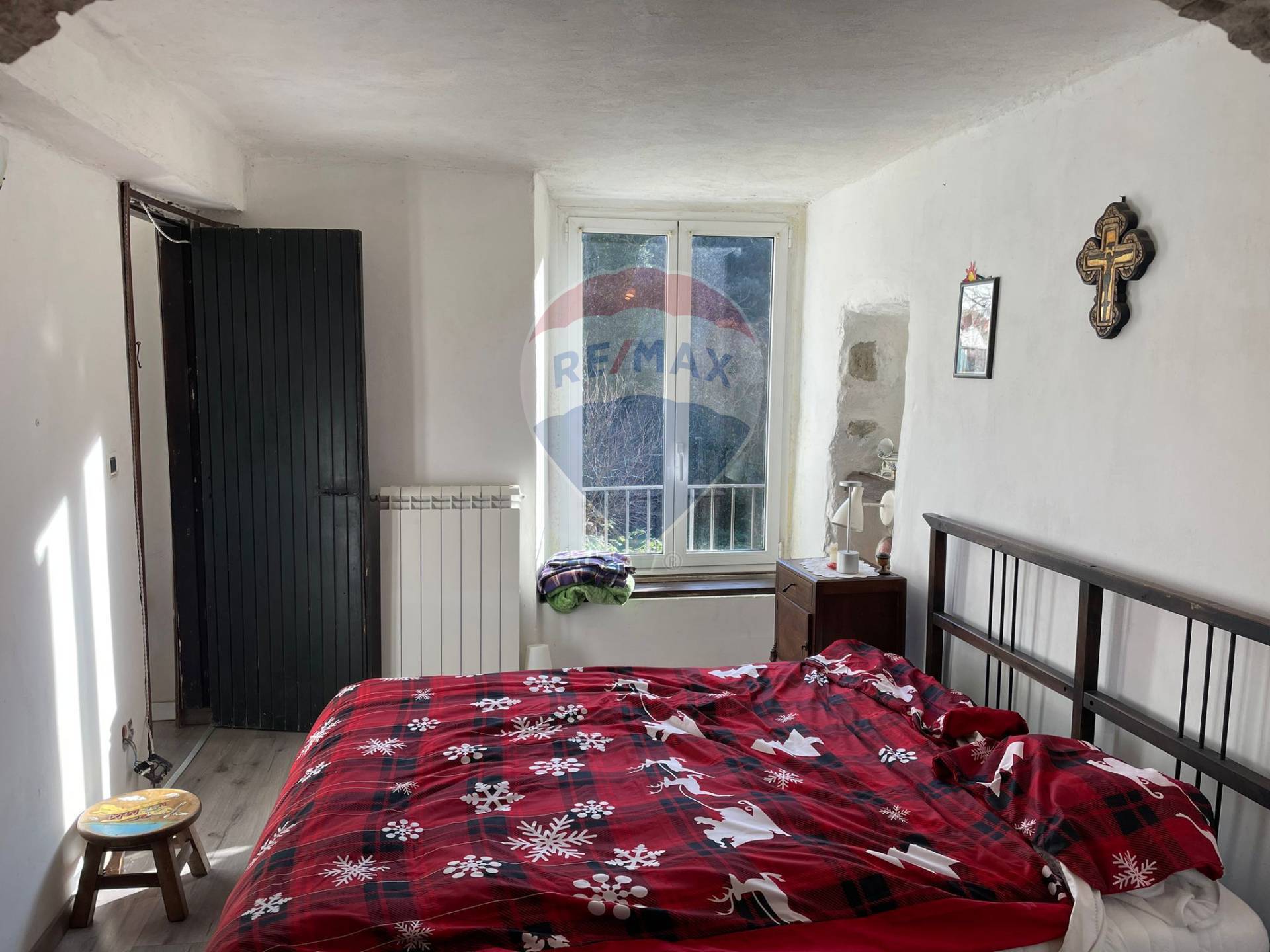 Casa Semindipendente in vendita a Savona, Santuario