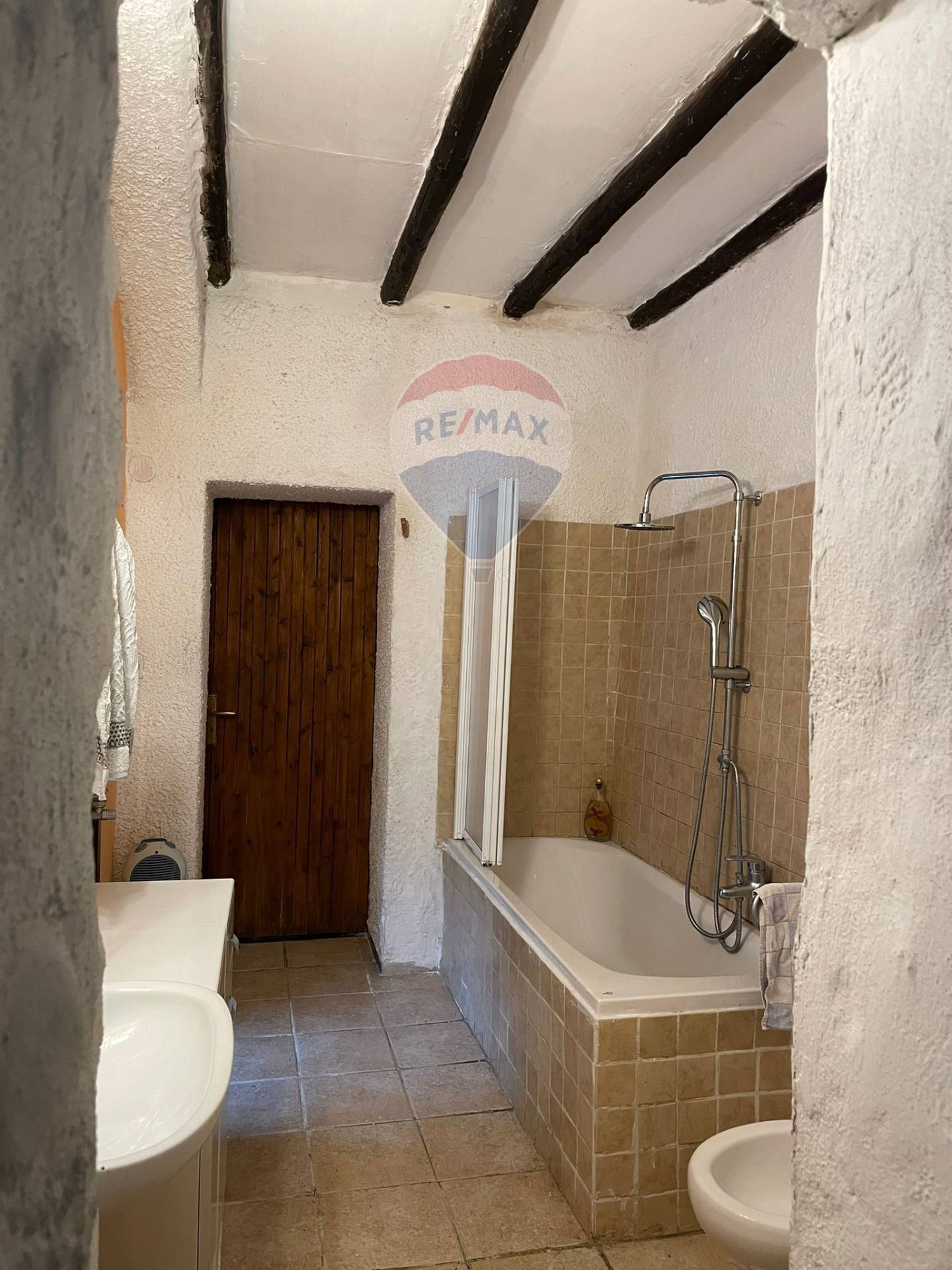 Casa Semindipendente in vendita a Savona, Santuario