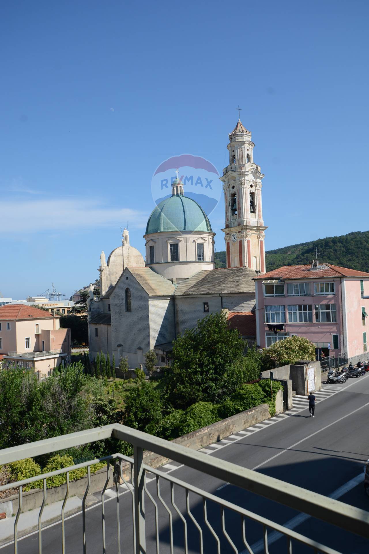 Appartamento in vendita a Vado Ligure