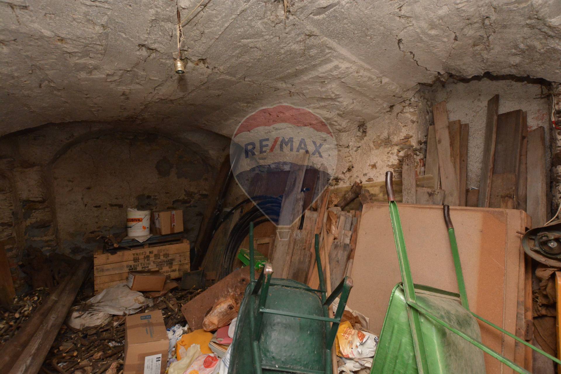 Rustico in vendita a Magliolo