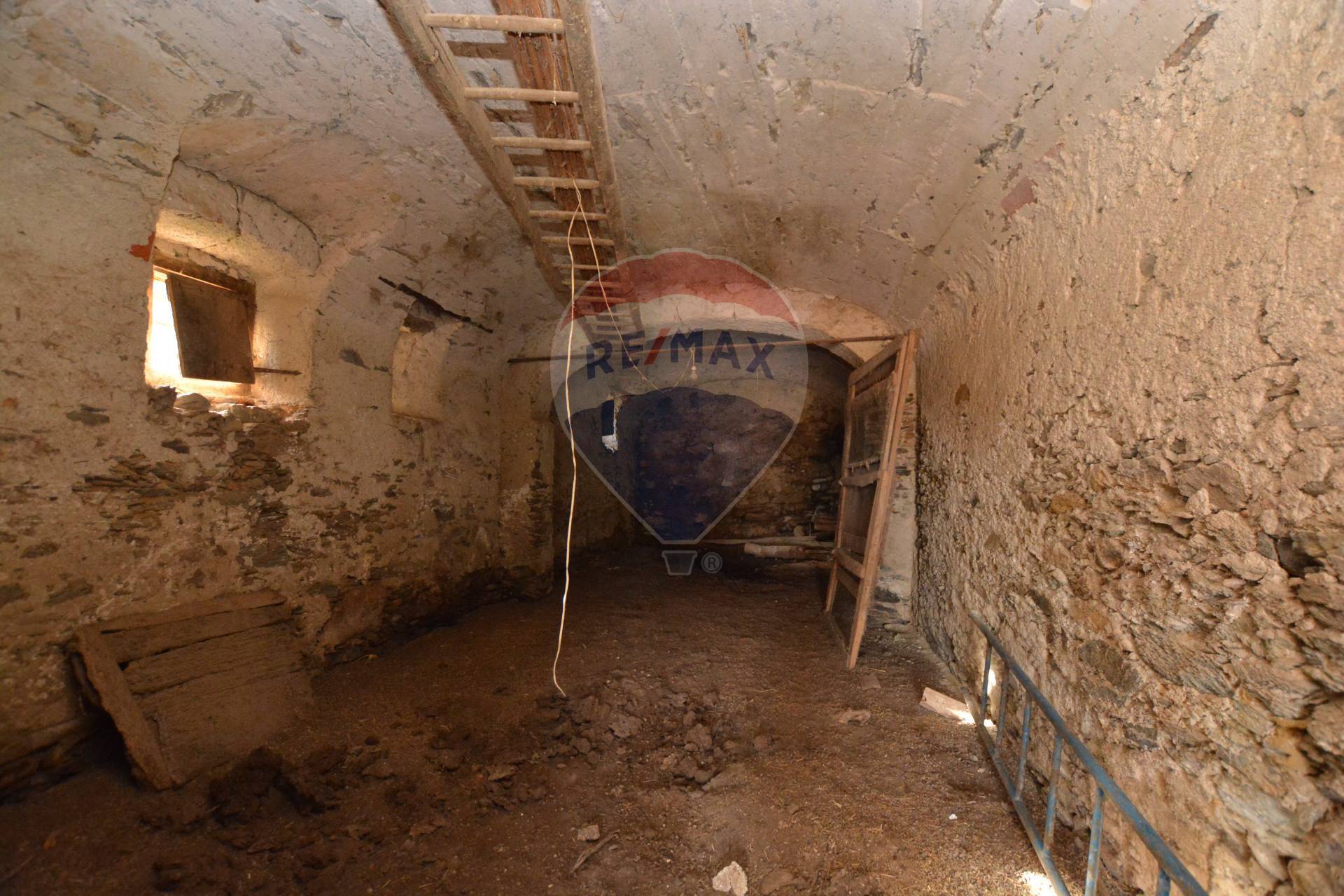 Rustico in vendita a Magliolo