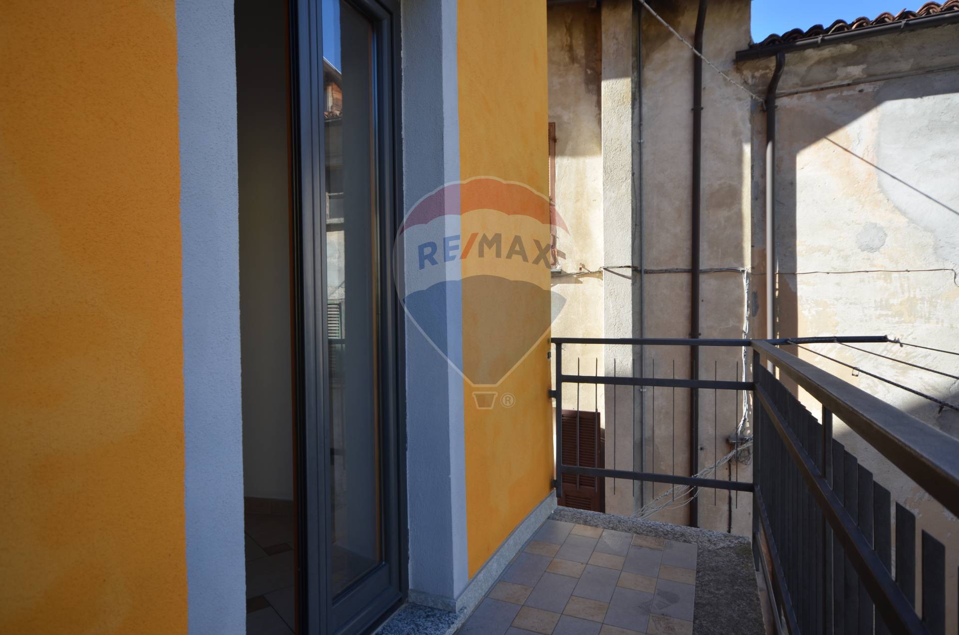 Casa Indipendente in vendita a Cengio