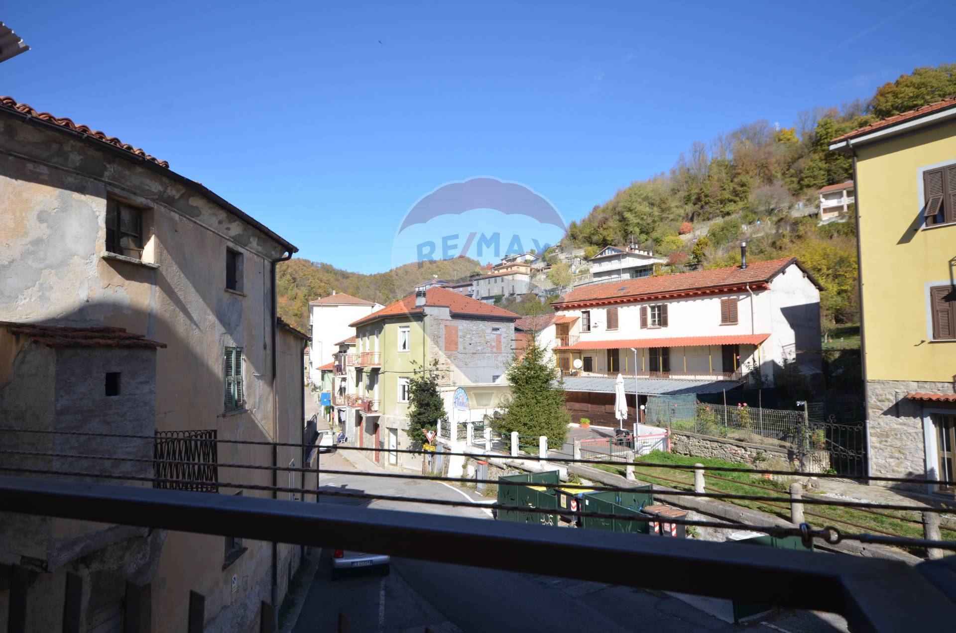 Casa Indipendente in vendita a Cengio
