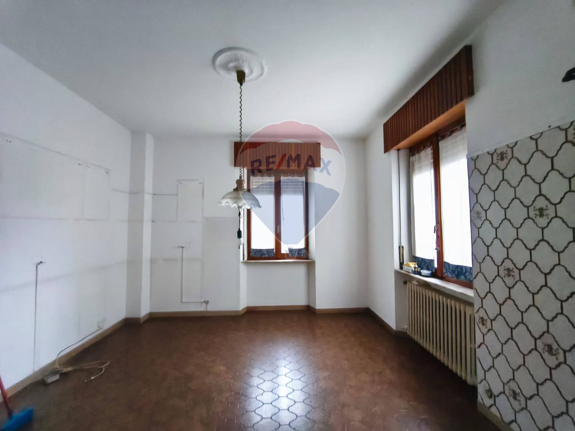 Casa Indipendente in vendita a Cengio