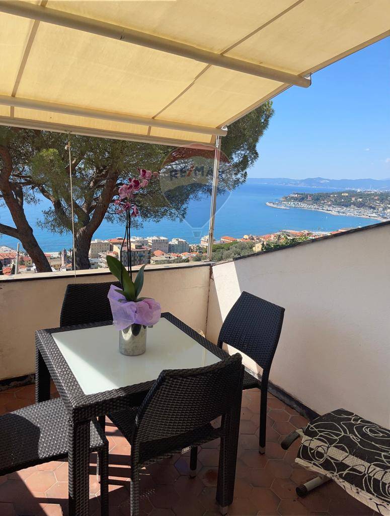 Casa Indipendente in vendita a Varazze