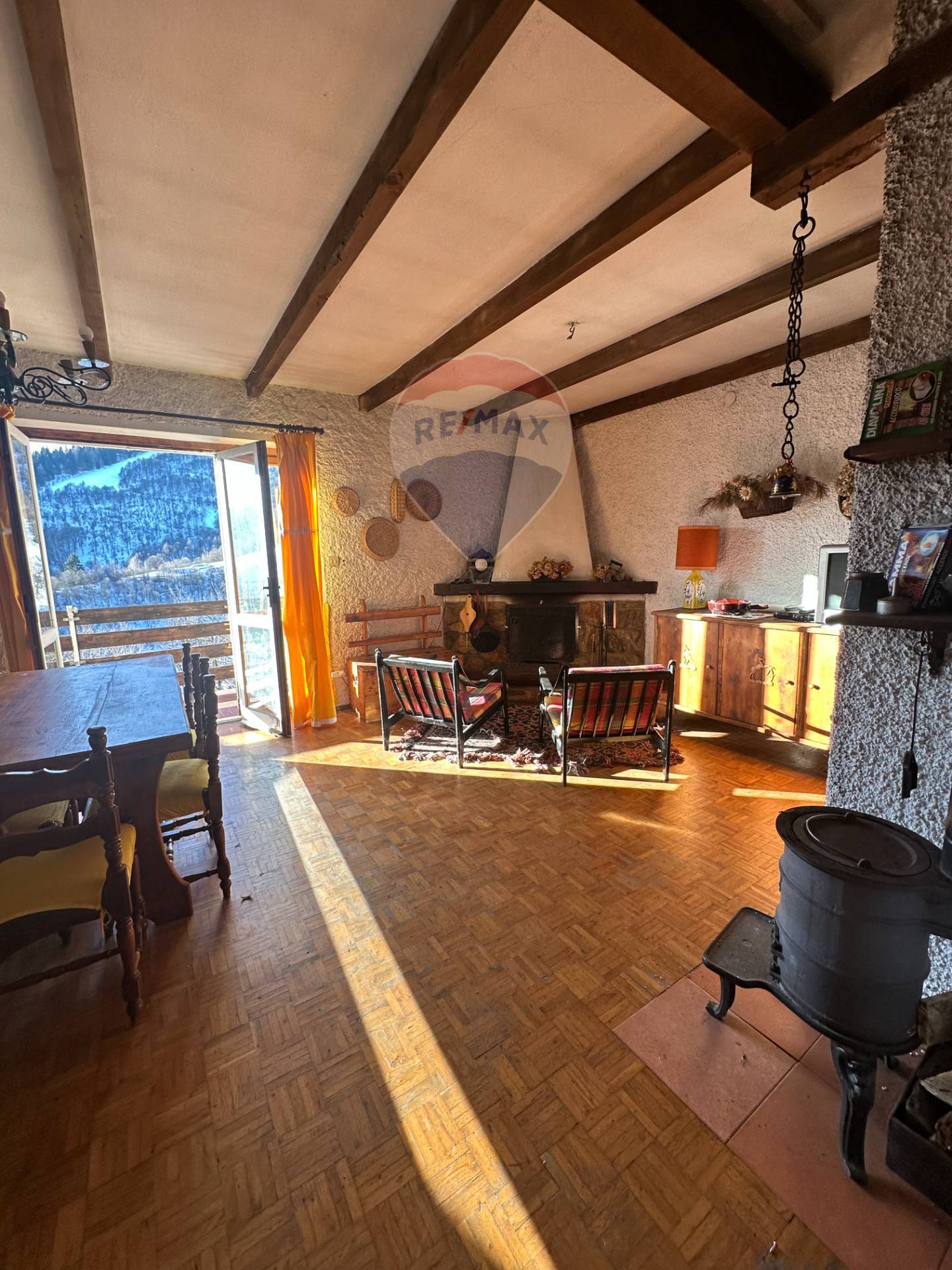 Porzione di villa in vendita a Roburent, Cardini