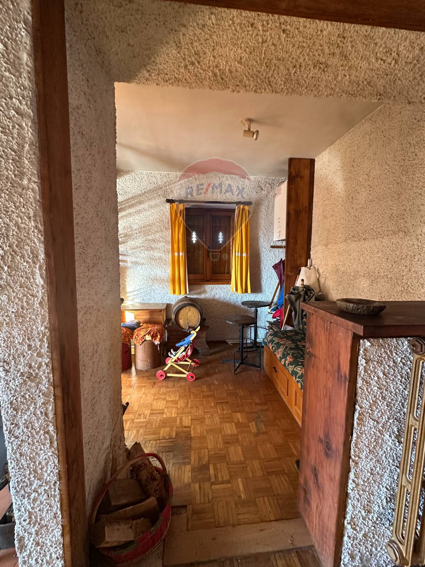 Porzione di villa in vendita a Roburent, Cardini