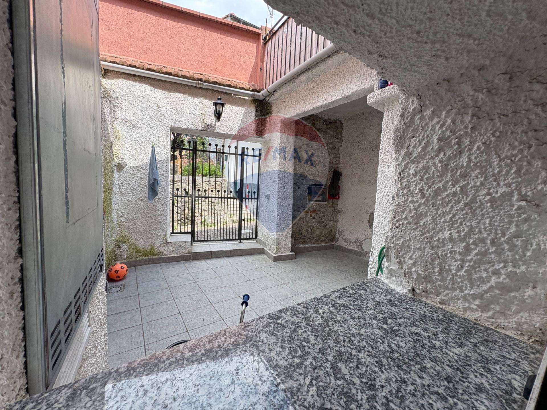 Casa Semindipendente in vendita a Tovo San Giacomo, Morelli