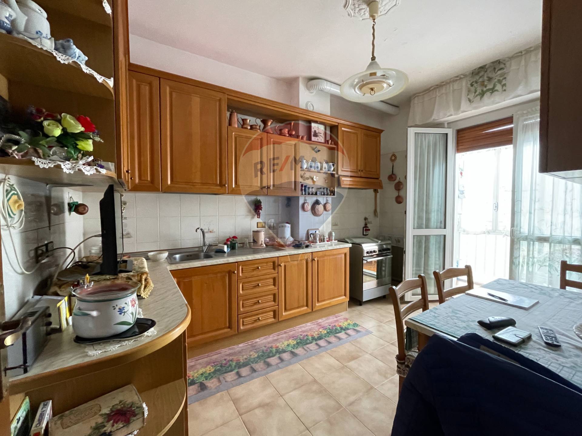 Appartamento in vendita a Savona, Zinola