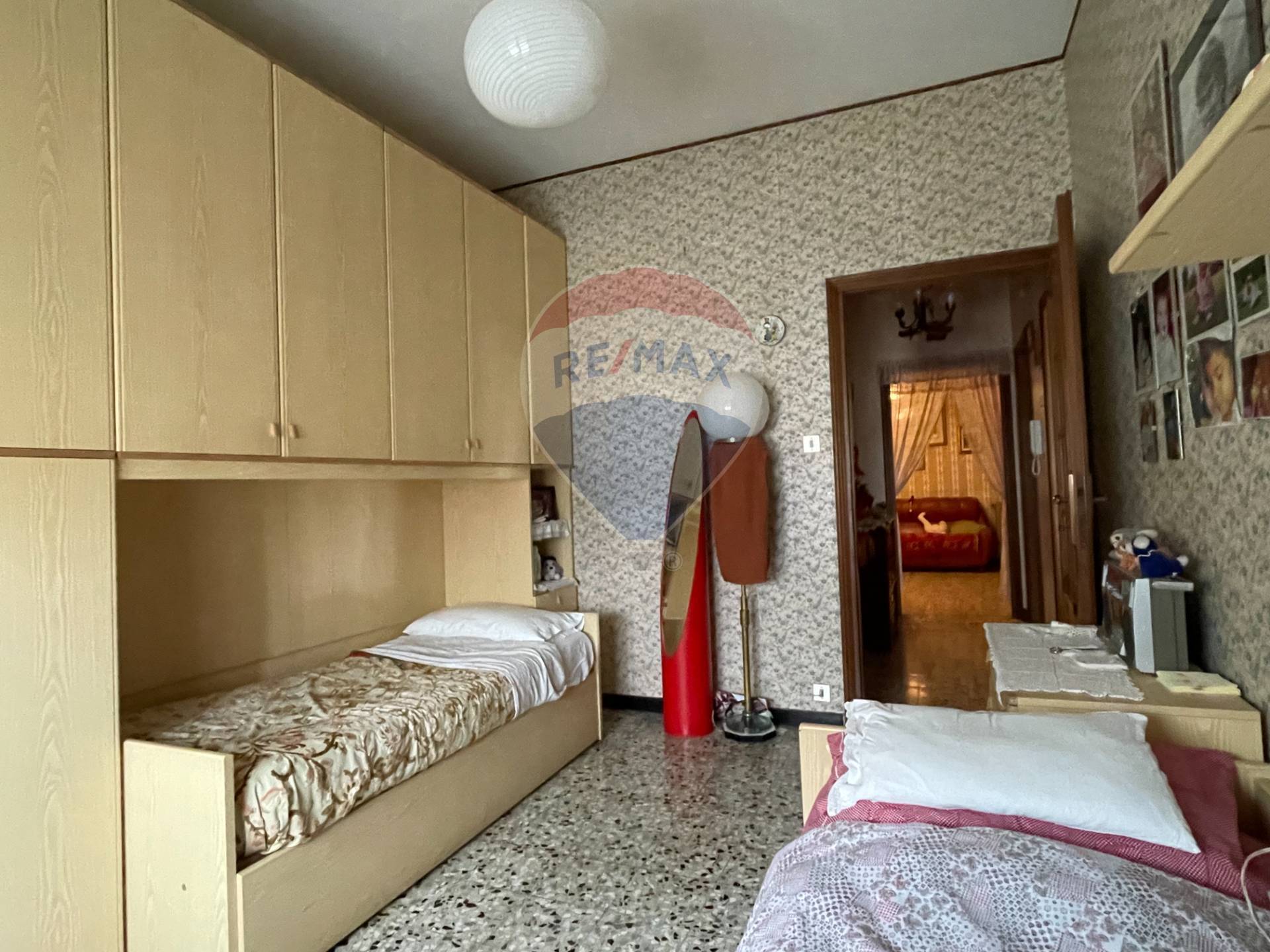 Appartamento in vendita a Savona, Zinola