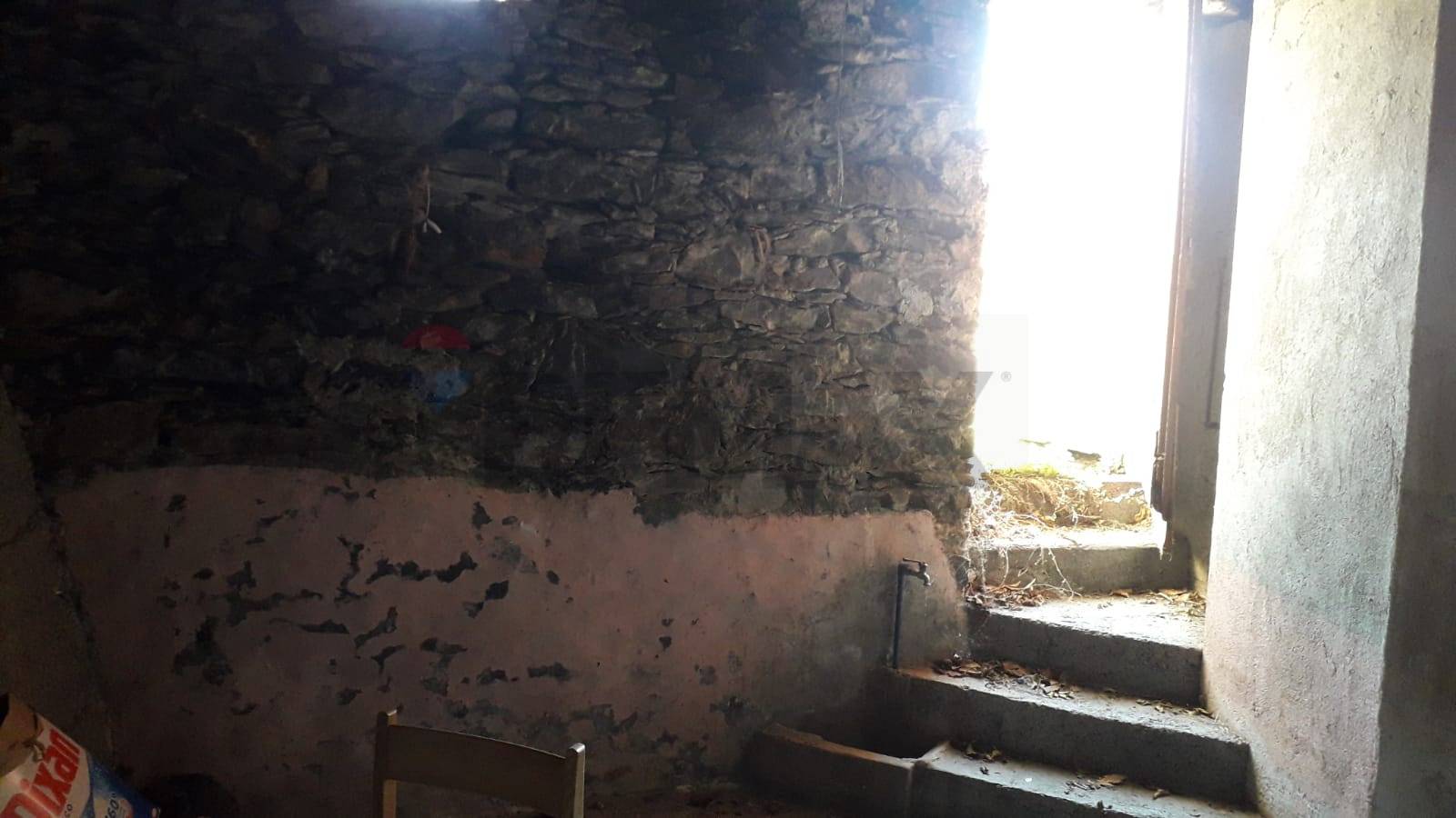 Casa Indipendente in vendita a Arnasco