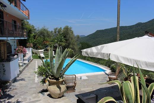 Villetta bifamiliare in vendita a Testico