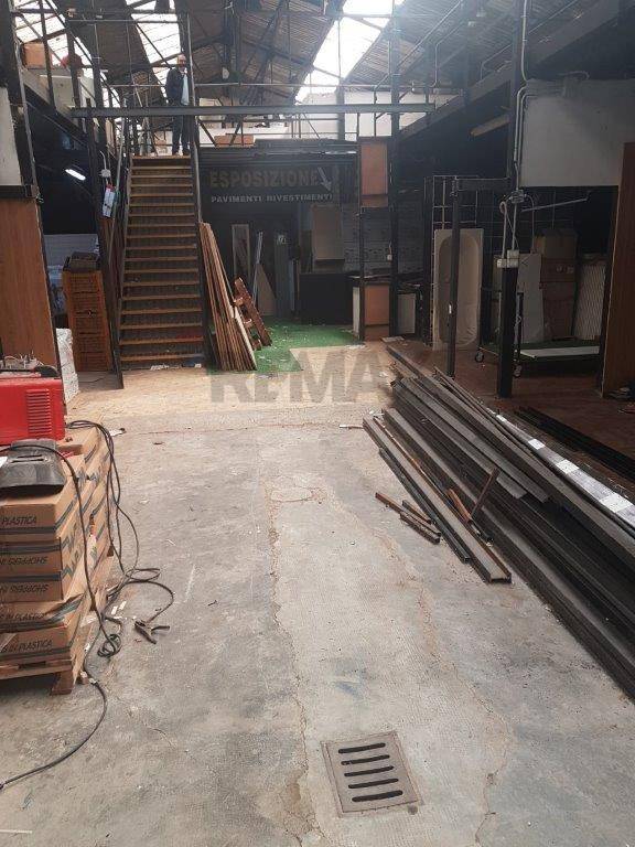 Capannone Industriale in vendita a Quiliano