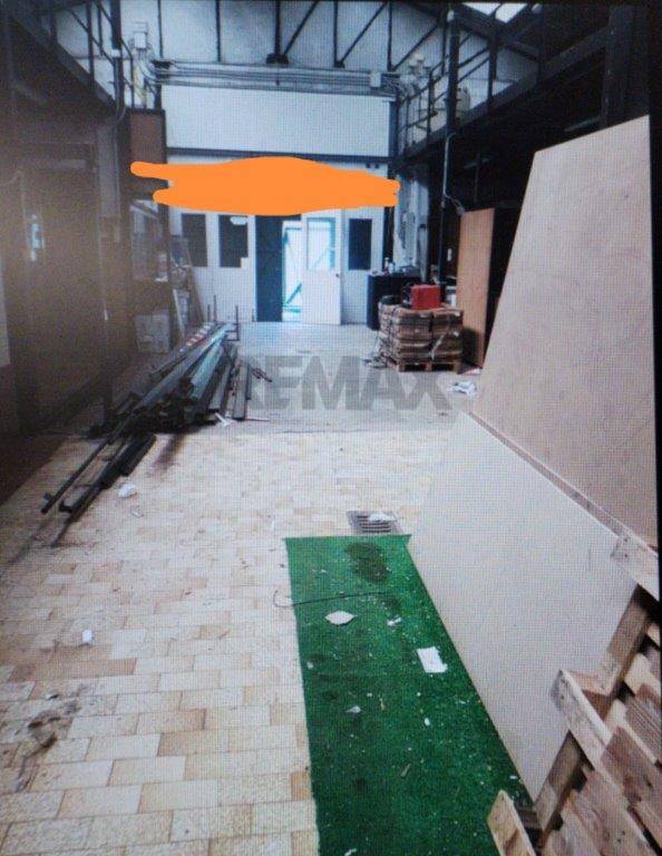 Capannone Industriale in vendita a Quiliano