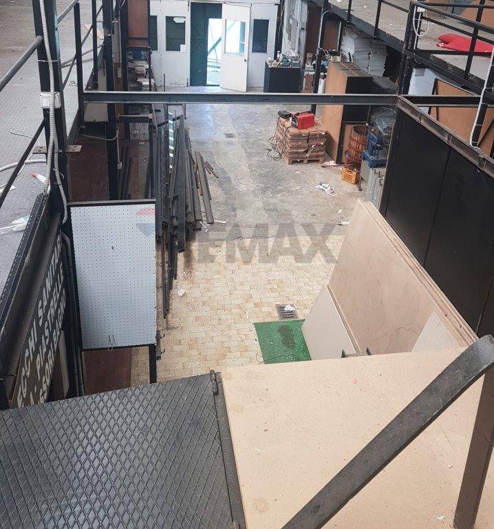 Capannone Industriale in vendita a Quiliano