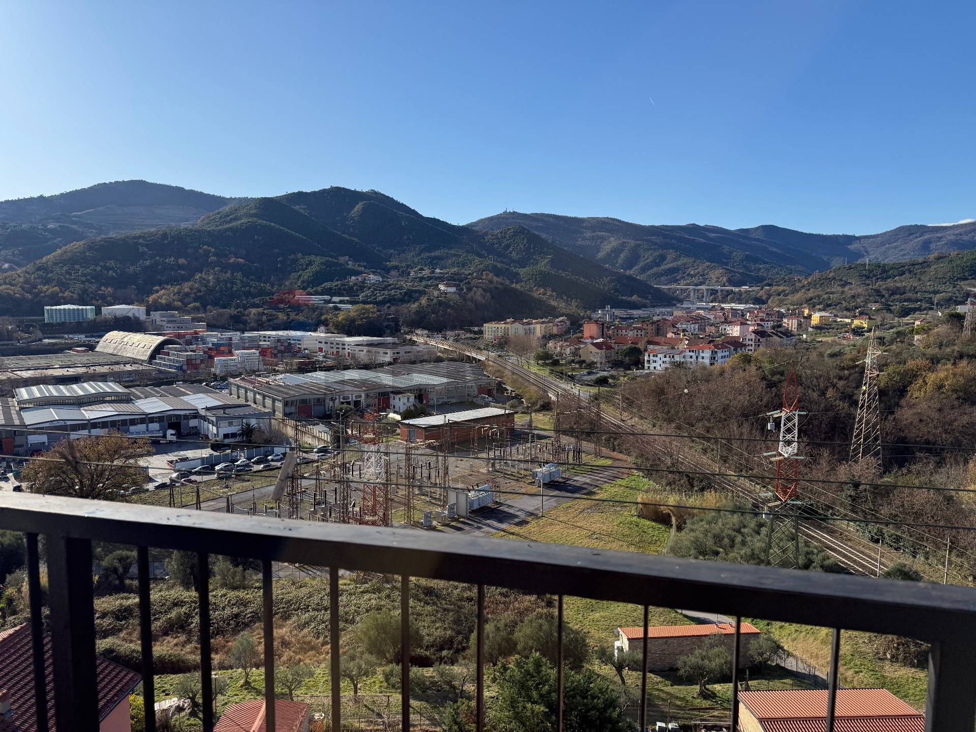 Appartamento in vendita a Vado Ligure