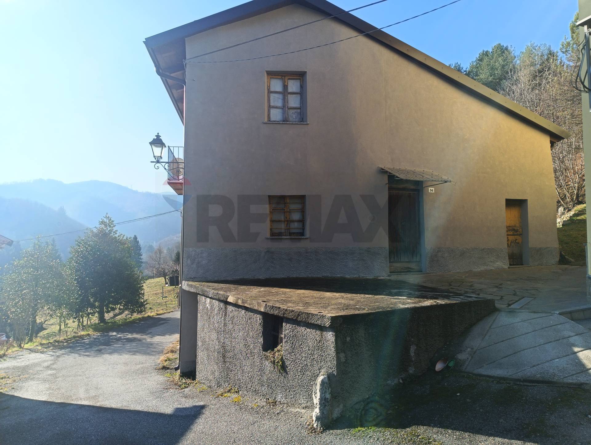 Casa Indipendente in vendita a Bormida, Piano Soprano