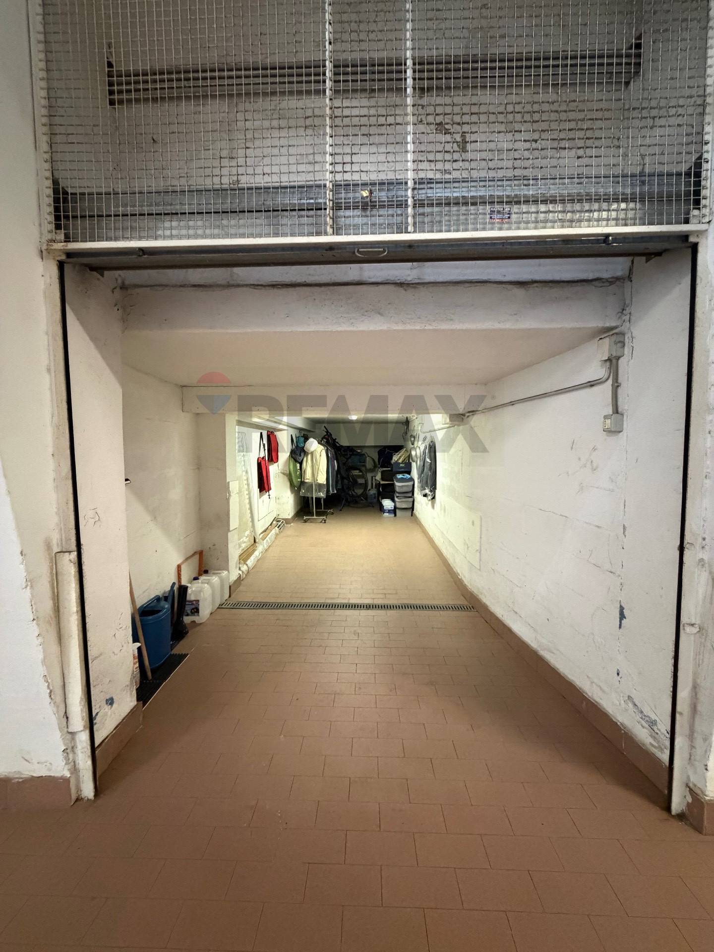 Garage/Box in vendita a Savona, S. Rita