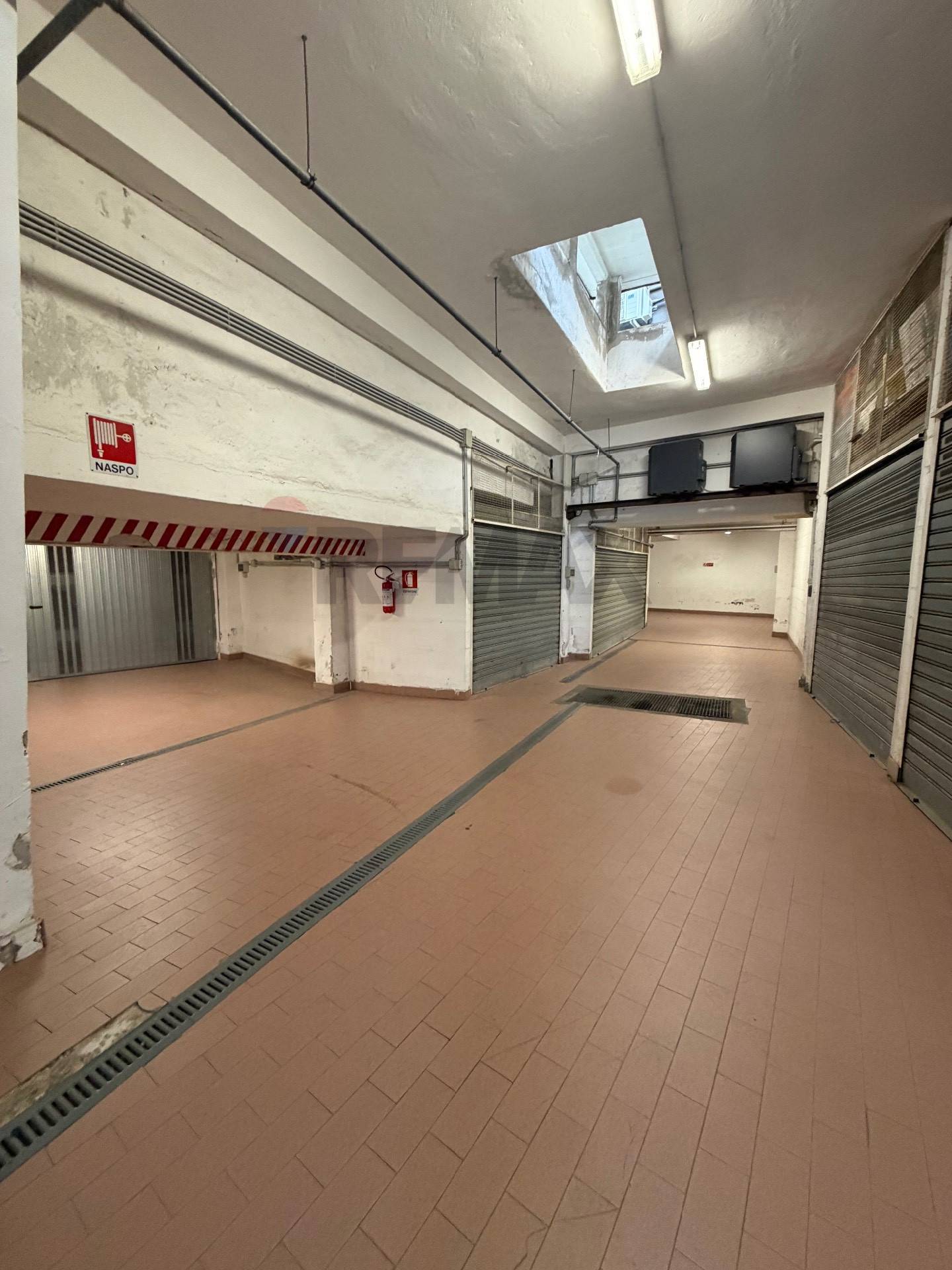 Garage/Box in vendita a Savona, S. Rita