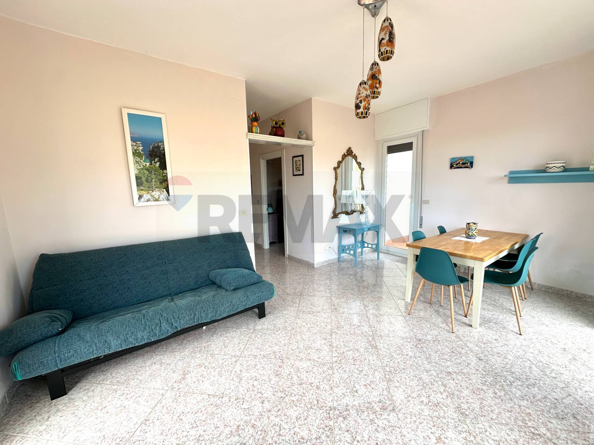 Appartamento in vendita a Noli