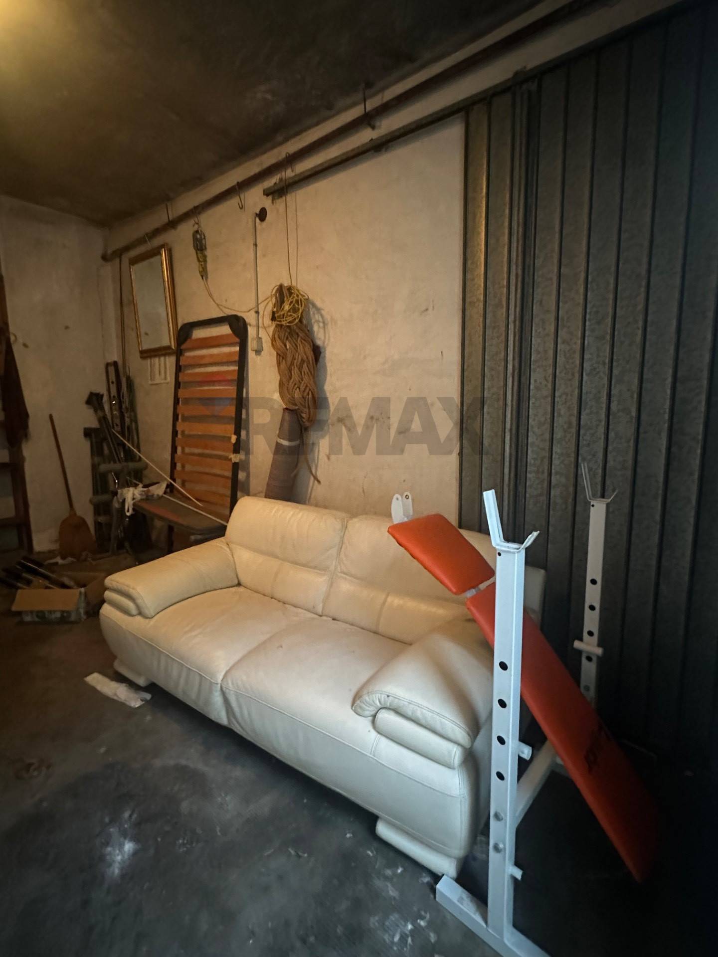 Garage/Box in vendita a Savona, Via Mignone