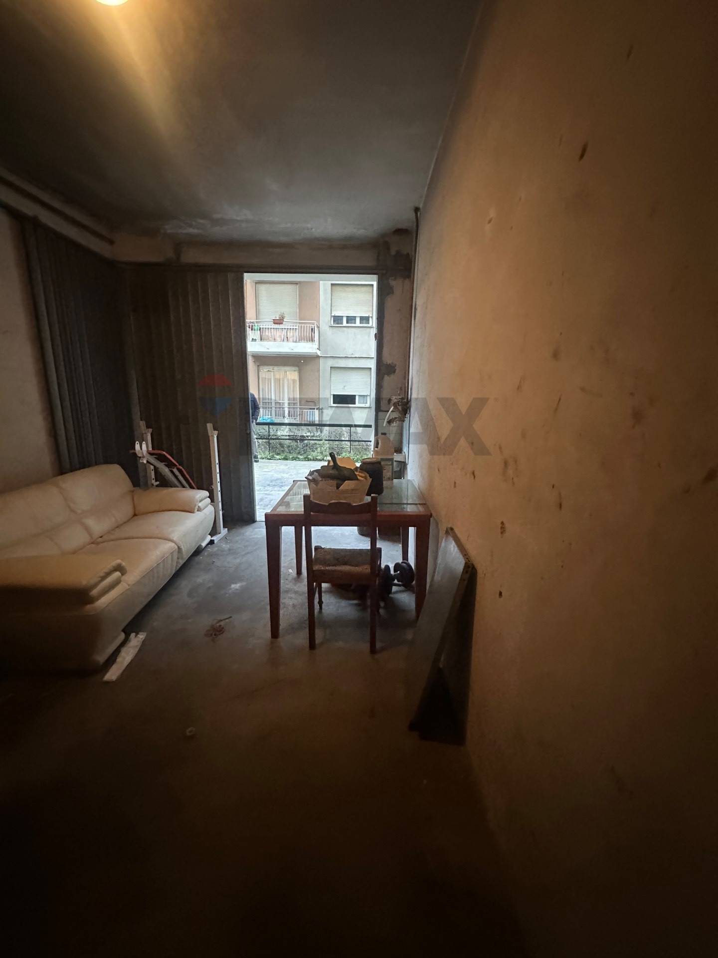 Garage/Box in vendita a Savona, Via Mignone