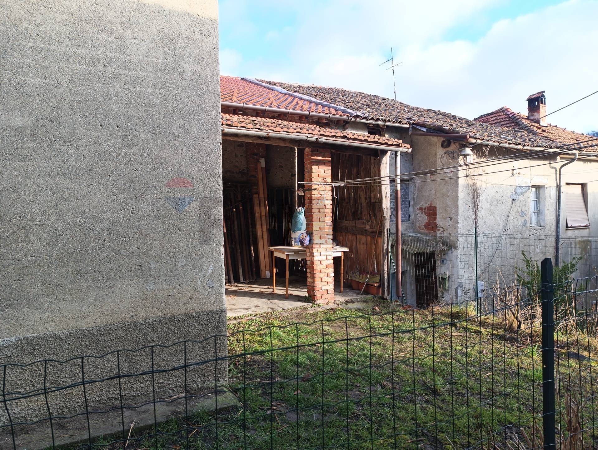 Casa Indipendente in vendita a Mallare