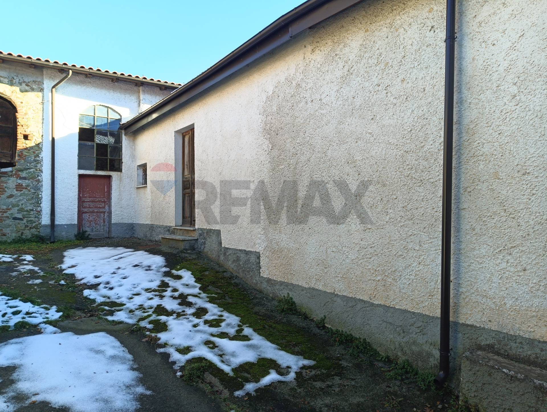 Casa Semindipendente in vendita a Pallare, Biestro