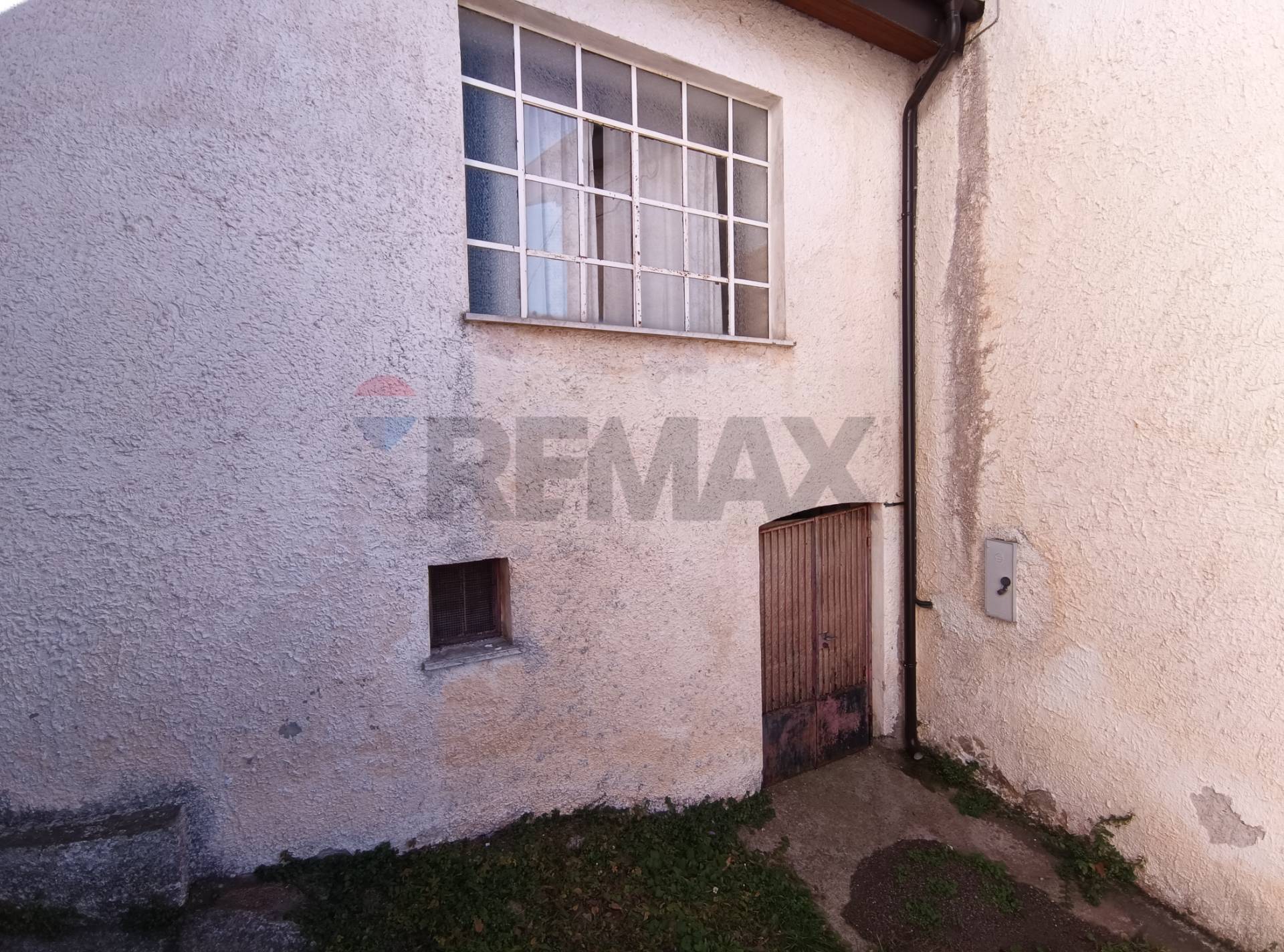 Casa Semindipendente in vendita a Pallare, Biestro