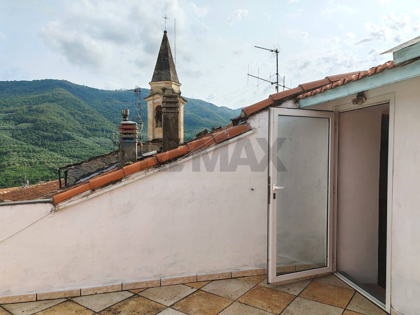 Casa Indipendente in vendita a Borgomaro