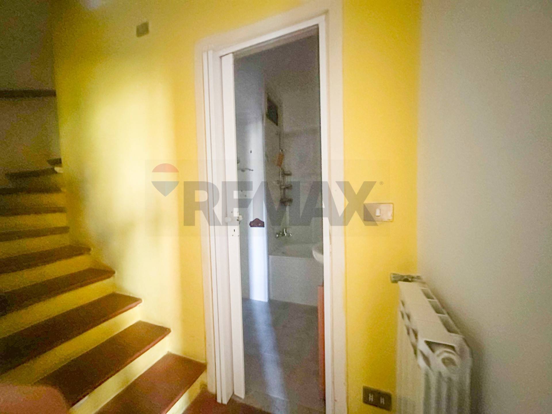 Casa Indipendente in vendita a Savona, Montemoro