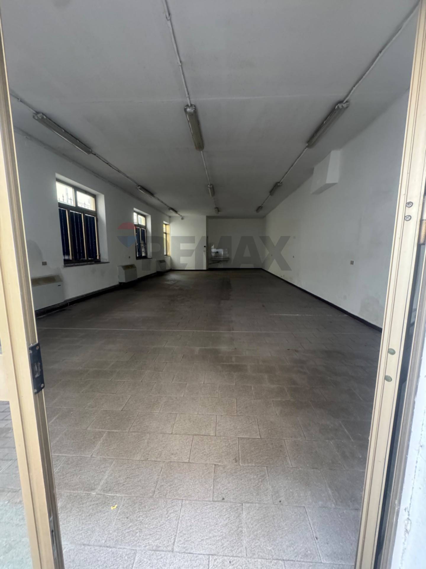 Attivit Commerciale in affitto a Altare