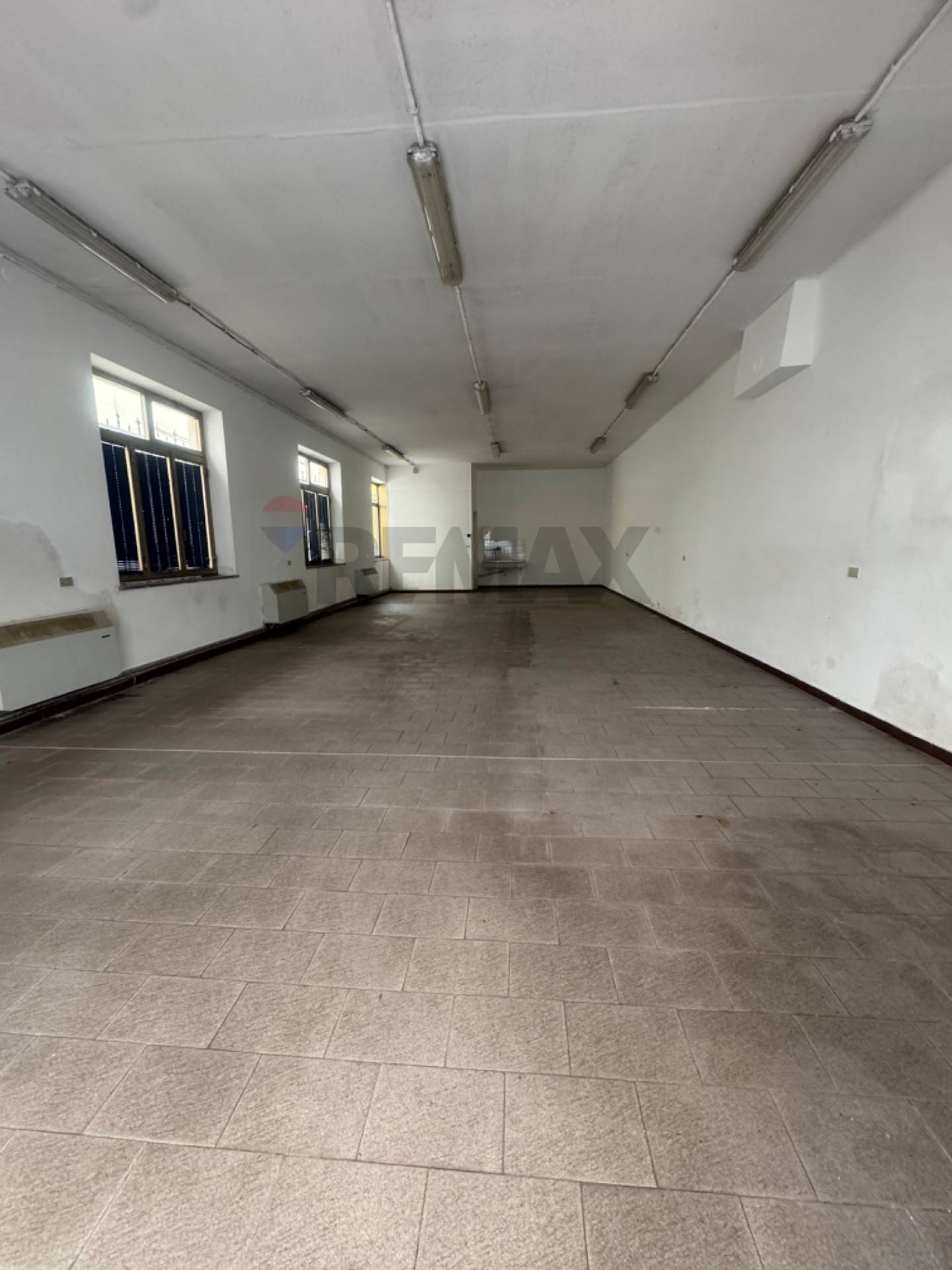 Attivit Commerciale in affitto a Altare