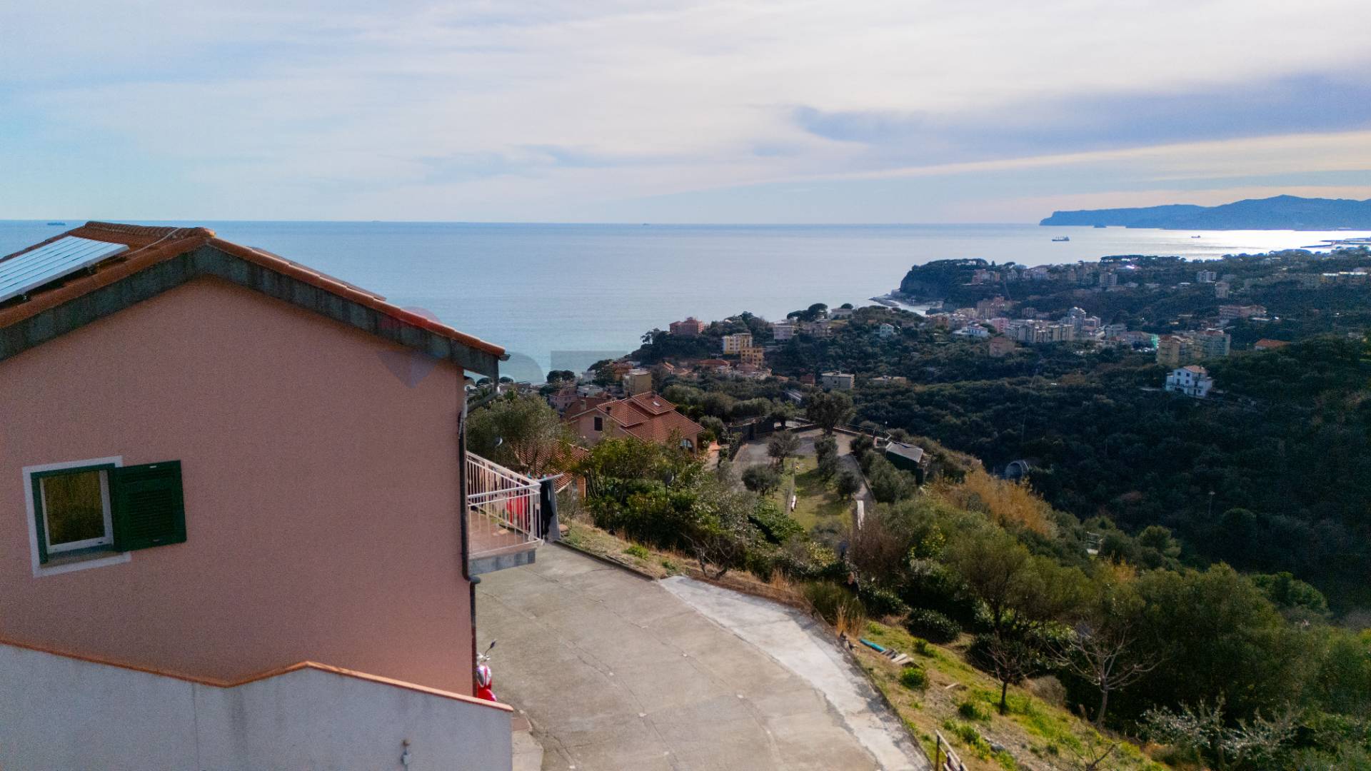 Villa singola in vendita a Celle Ligure