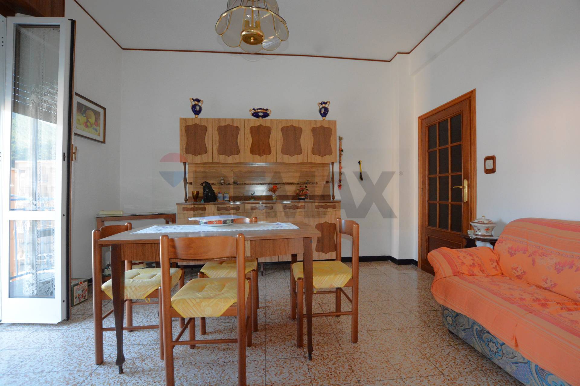 Appartamento in vendita a Vado Ligure