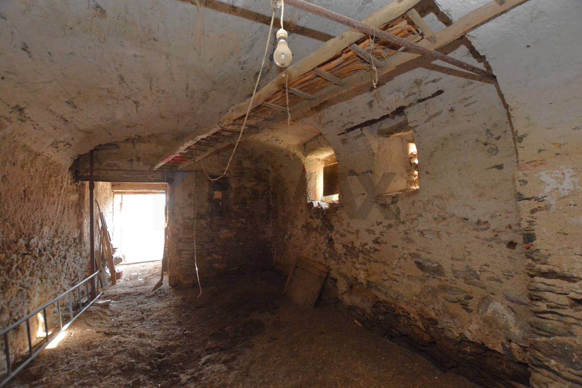 Rustico in vendita a Magliolo