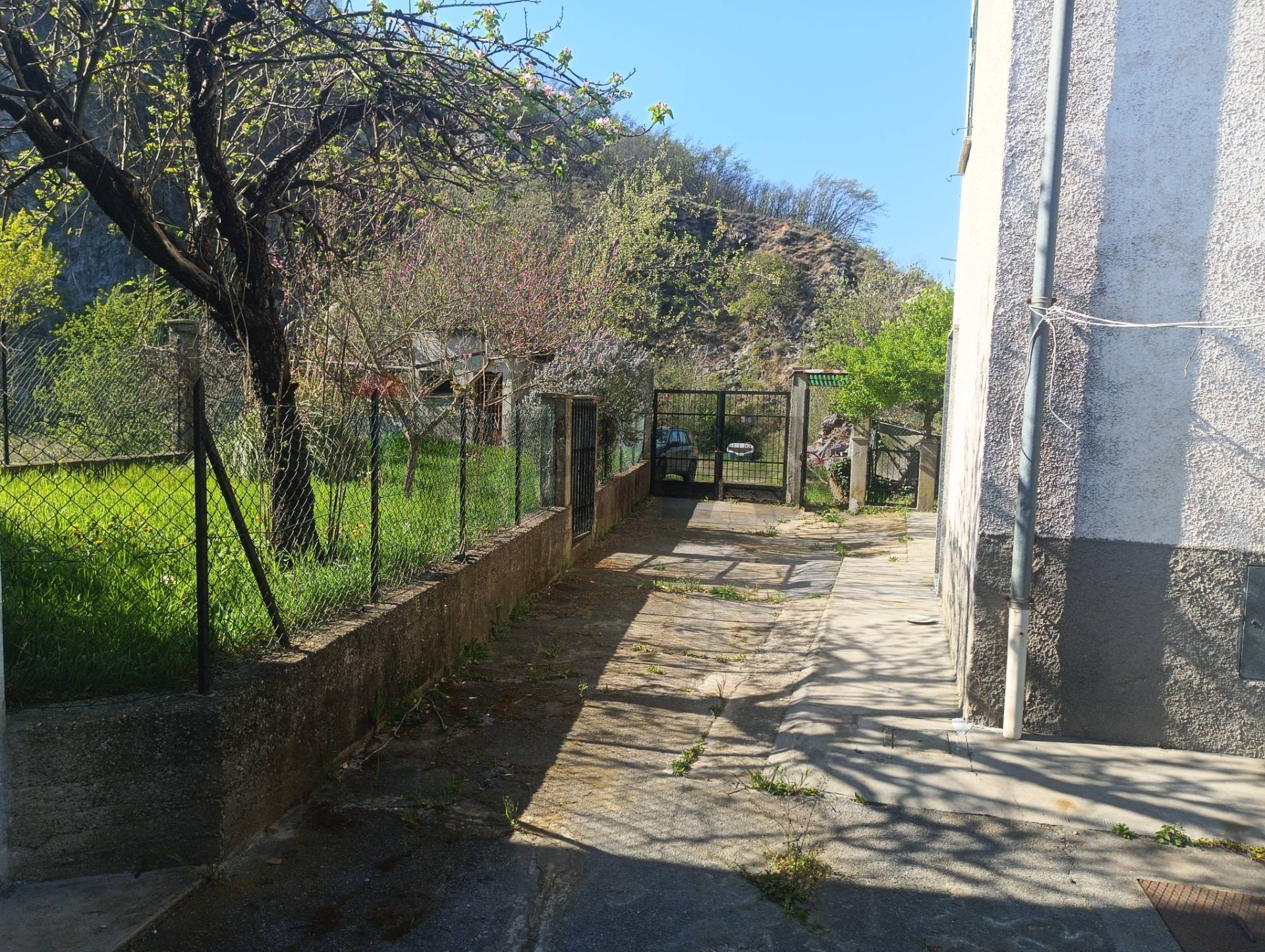 Casa Indipendente in vendita a Cairo Montenotte