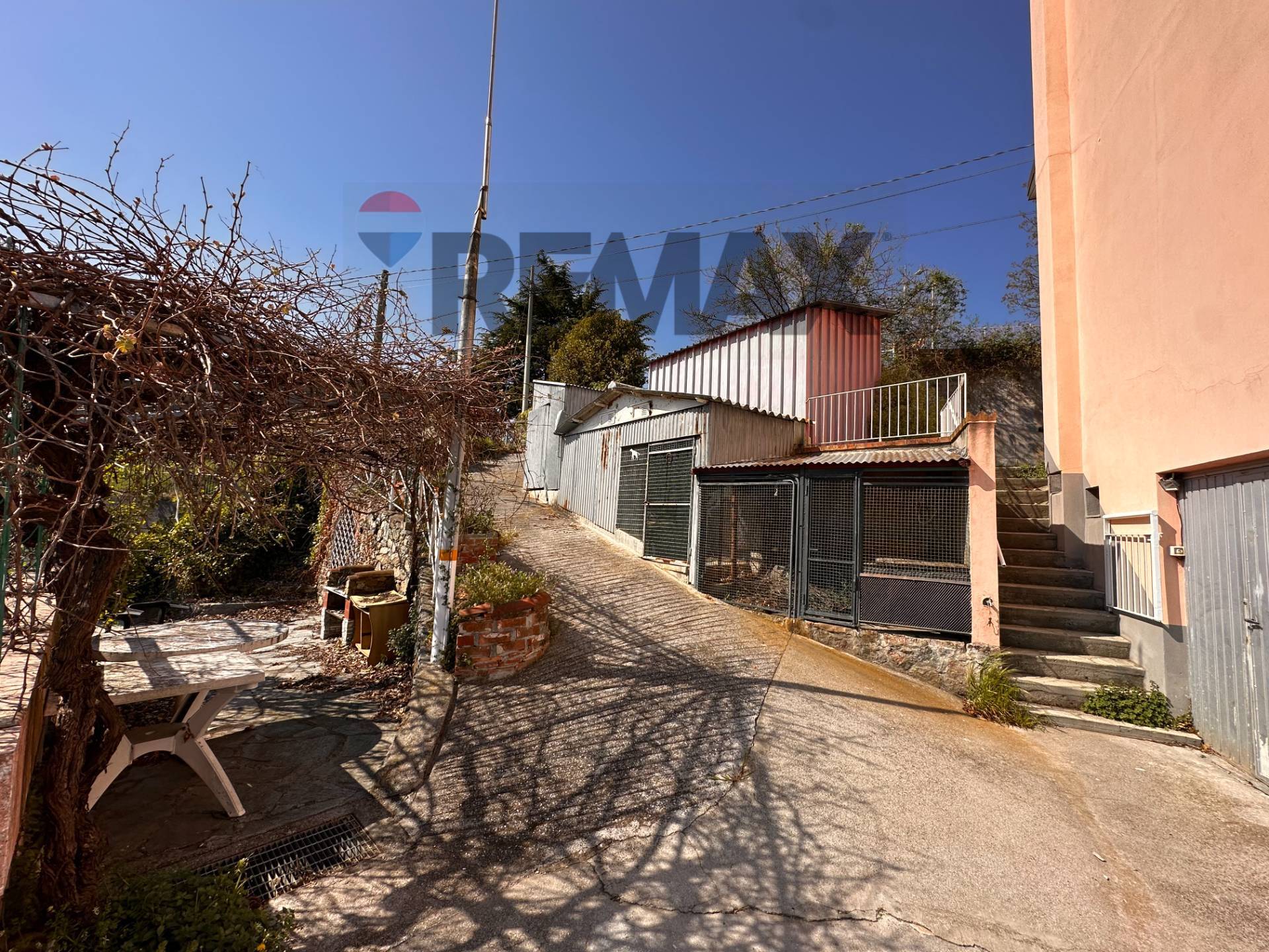 Casa Indipendente in vendita a Quiliano, Cadibona